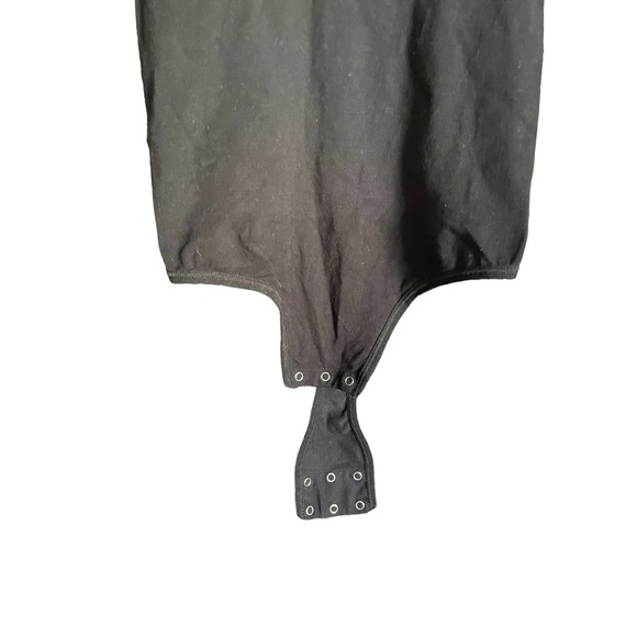 NWT $68 Yummie Womens Short Sleeve Shaping Thong Back Bodysuit Size M Black - Picture 3 of 7